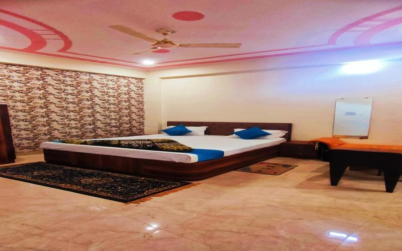 Hotel Rudra Paradise Varanasi Exterior photo